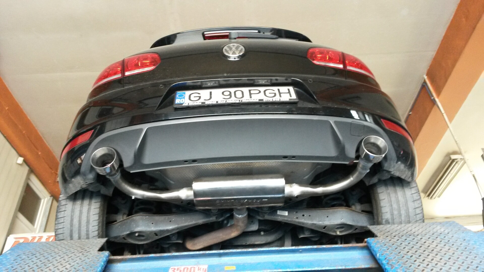 Toba inox sport PILOT-performance transversala cu iesiri dual IN 57- OUT 2X50 GW-CS-EM57 4 VW Golf6 dual exhaust 1 Toba inox sport PILOT-performance transversala cu iesiri dual IN 57- OUT 2X50 GW-CS-EM57 - imagine 4
